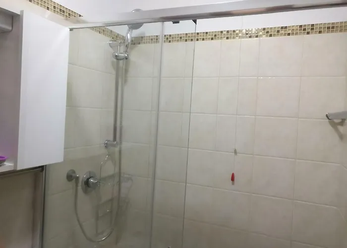 Lista Διαμέρισμα *