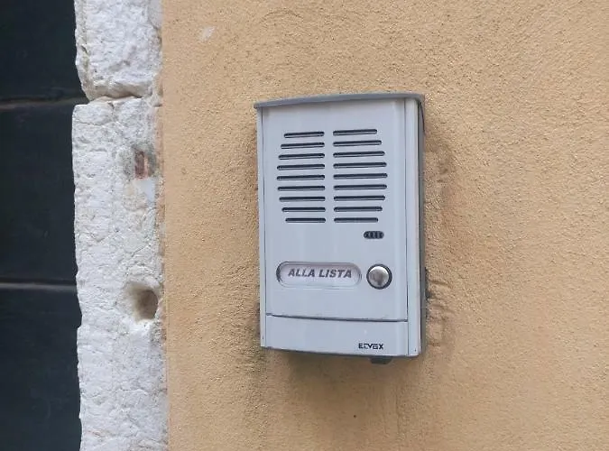 Διαμέρισμα Lista *